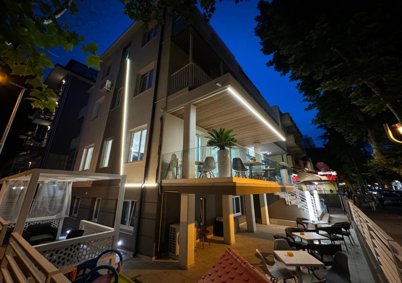Chiama Hotel Римини Экстерьер фото